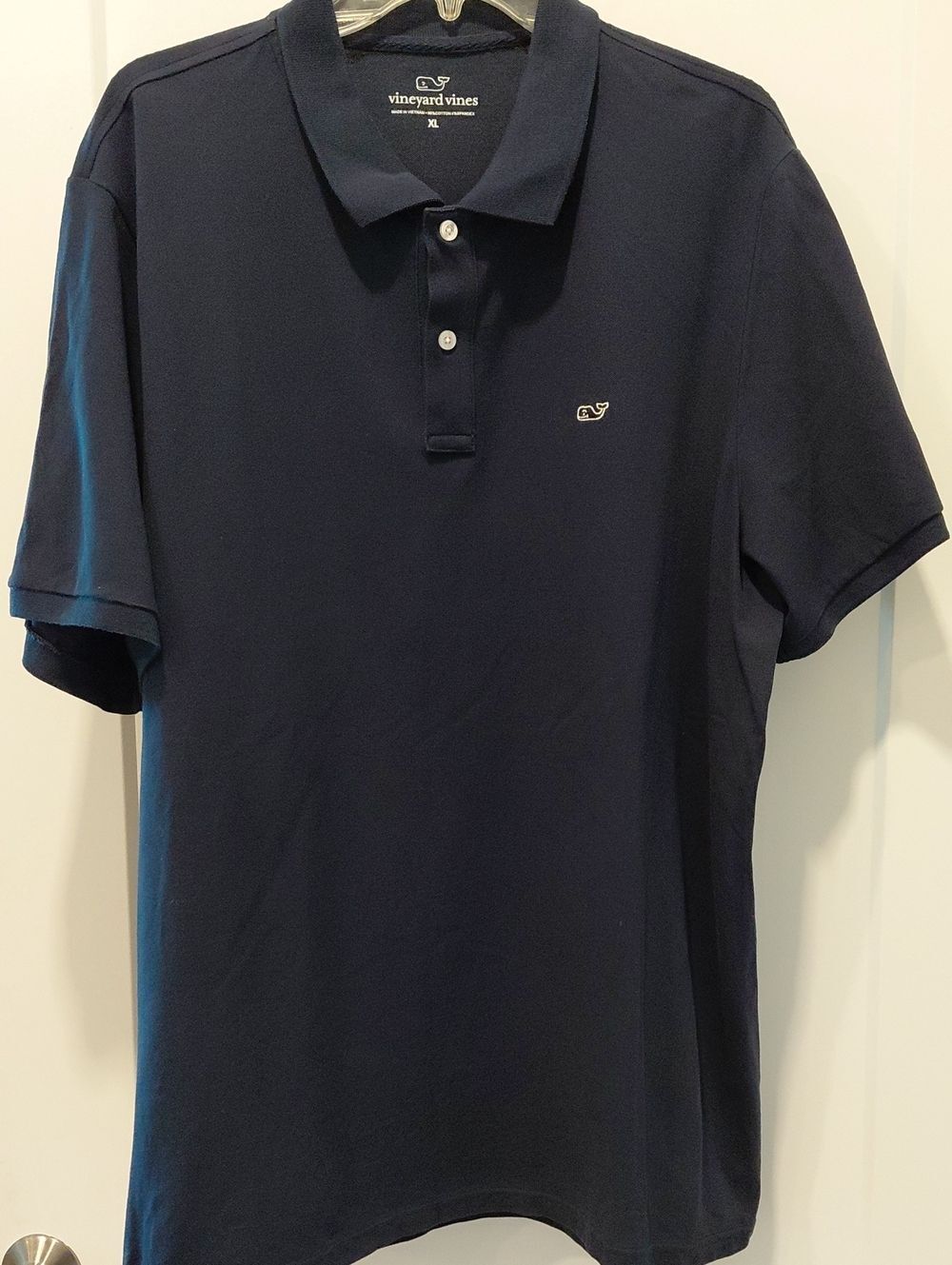 Vineyard Vines Men's Dark Navy Polo with Whale Logo...SIZE X/L...